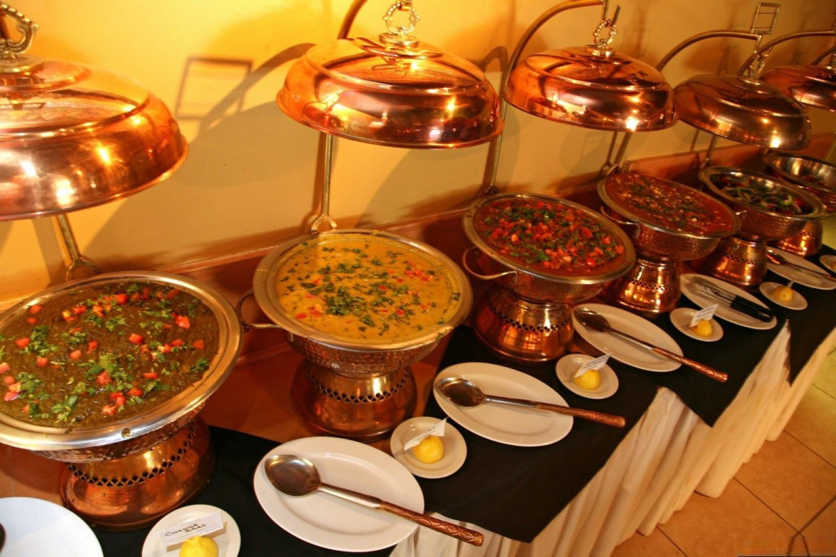Points to be prepared before booking a professional catering service